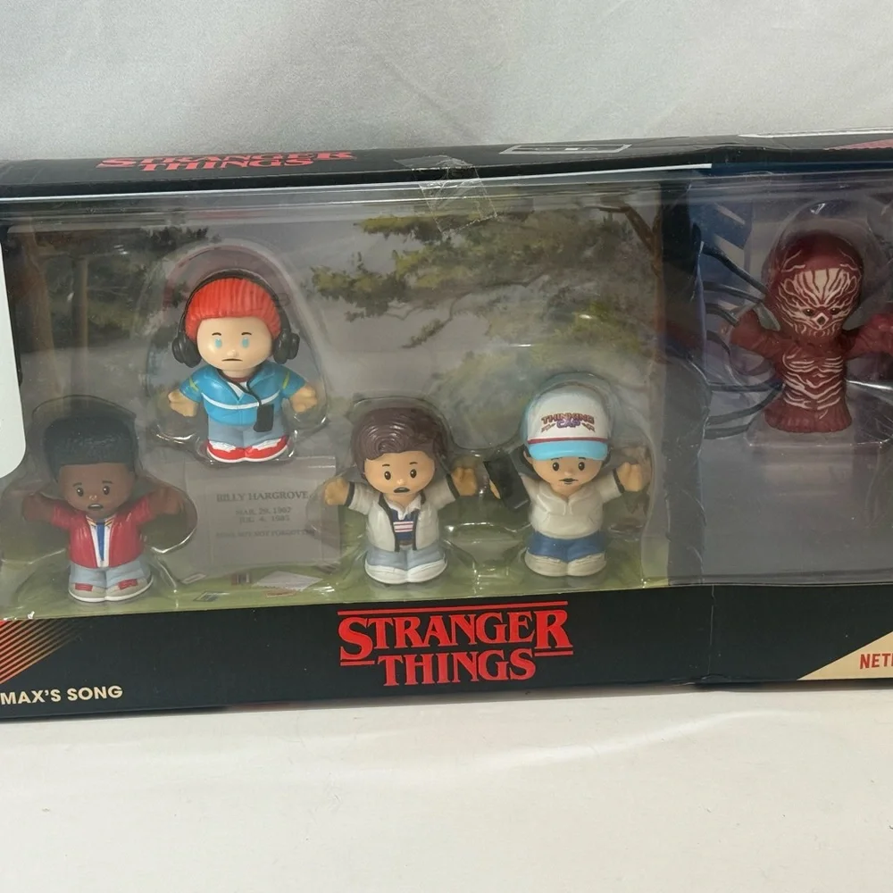 Stranger Things Max’s Song Fisher Price Kids Toy Figure Set - Multicolor
